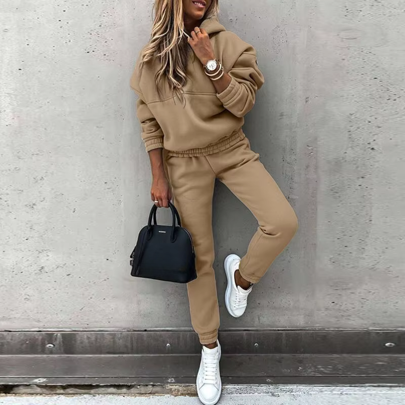 Women’s Modern Jogging Set | Straight-Cut Design