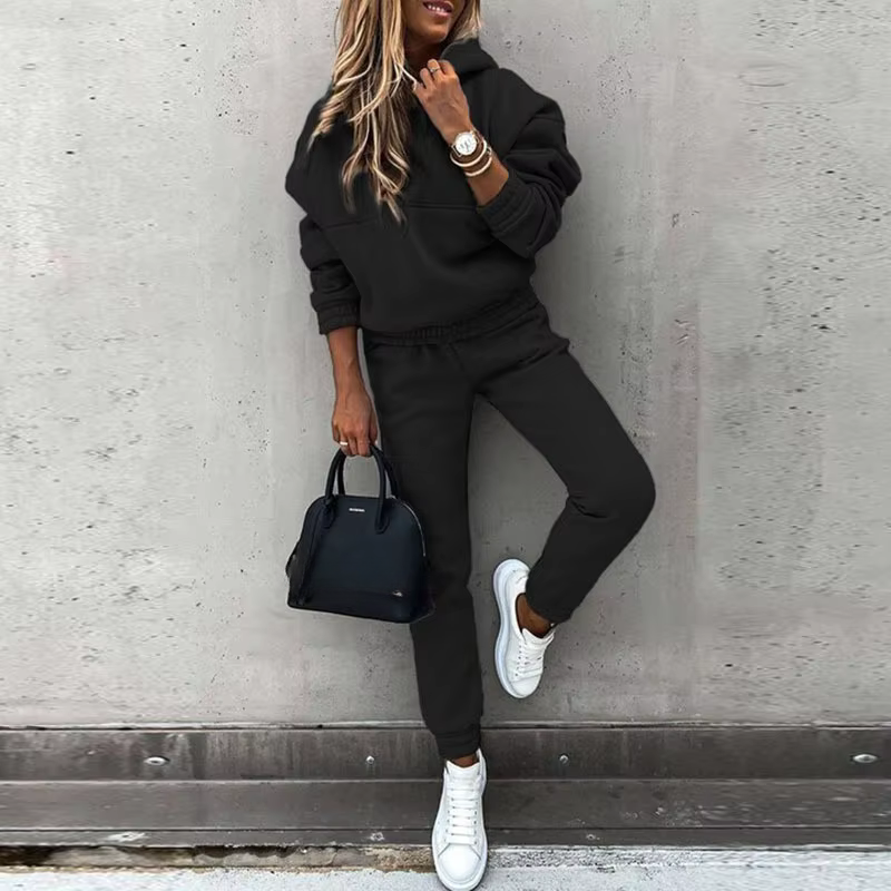Women’s Modern Jogging Set | Straight-Cut Design