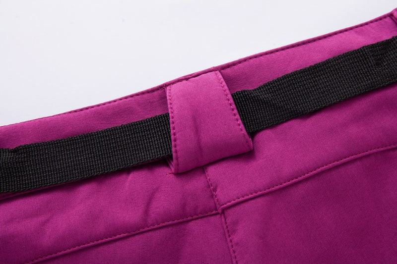 Women’s Stylish Winter Hiking Pants | Weather Ready