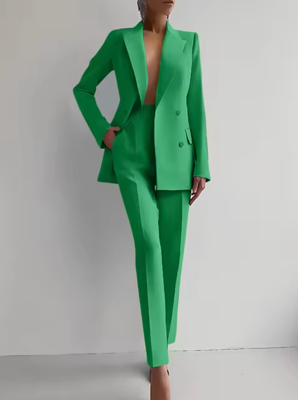 Elegant Blazer and Pants Set for Women | Tailored Fit