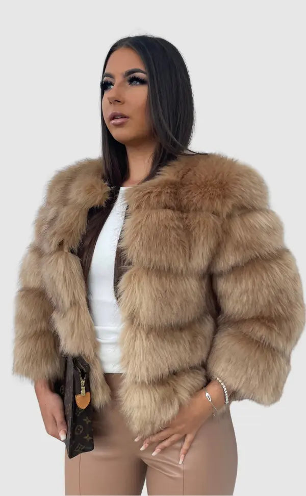 Women’s Short Jacket | Volume Design