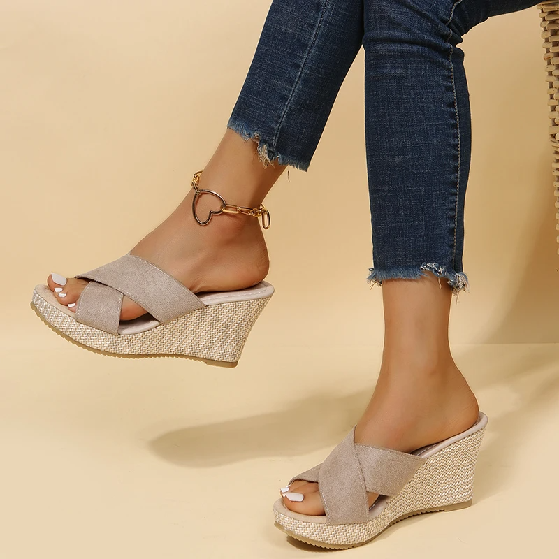 Women’s Modern Sandals | Slip-On