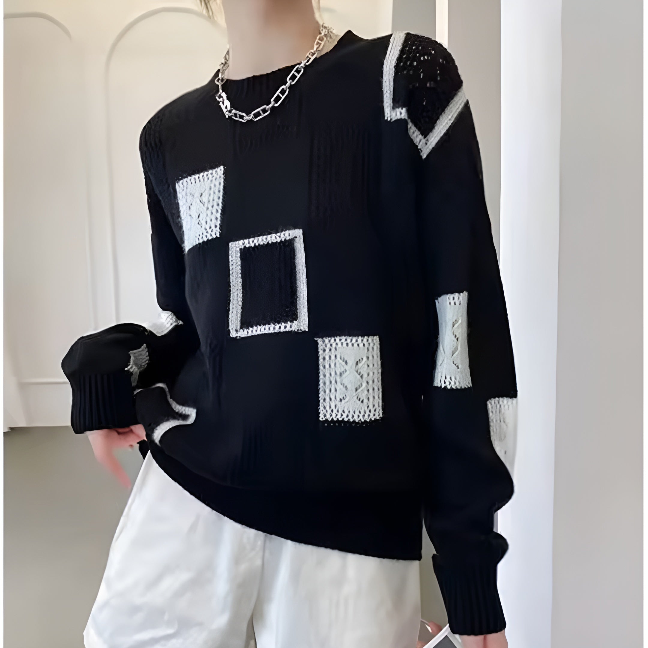 Women’s Round-Neck Knit Sweater | Relaxed Fit
