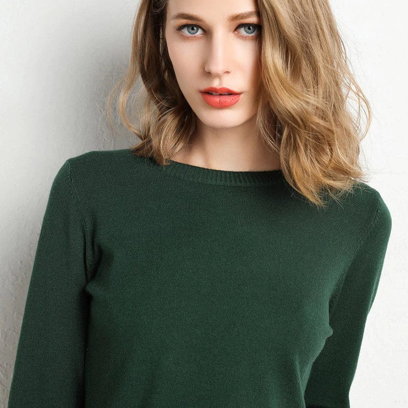 Women’s Classic Round-Neck Jumper | Long-Sleeve
