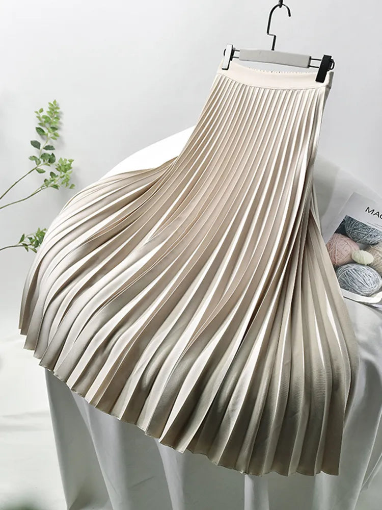 Women’s Pleated Elastic Waist Skirt | Midi