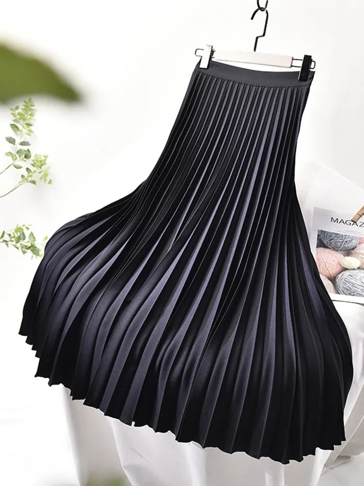 Women’s Pleated Elastic Waist Skirt | Midi