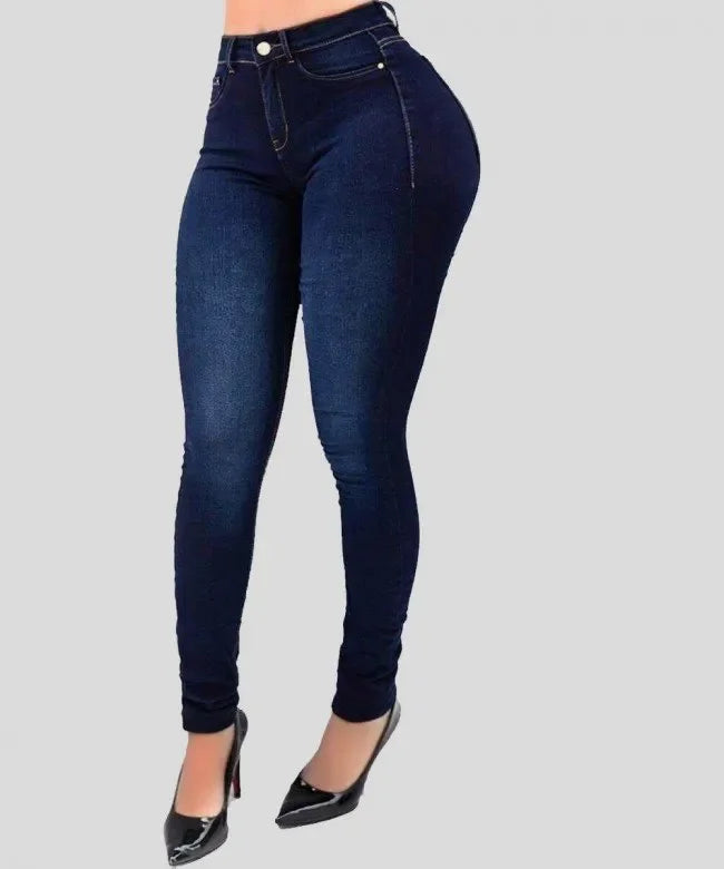 Women’s High-Waisted Jeans | Winter Style