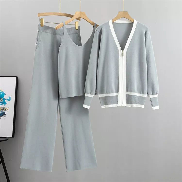 Women's Stylish Tracksuit Set | Versatile