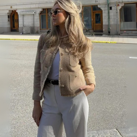 Veste Courte Sophistiquée en Tweed Texturé | Élégance Intemporelle