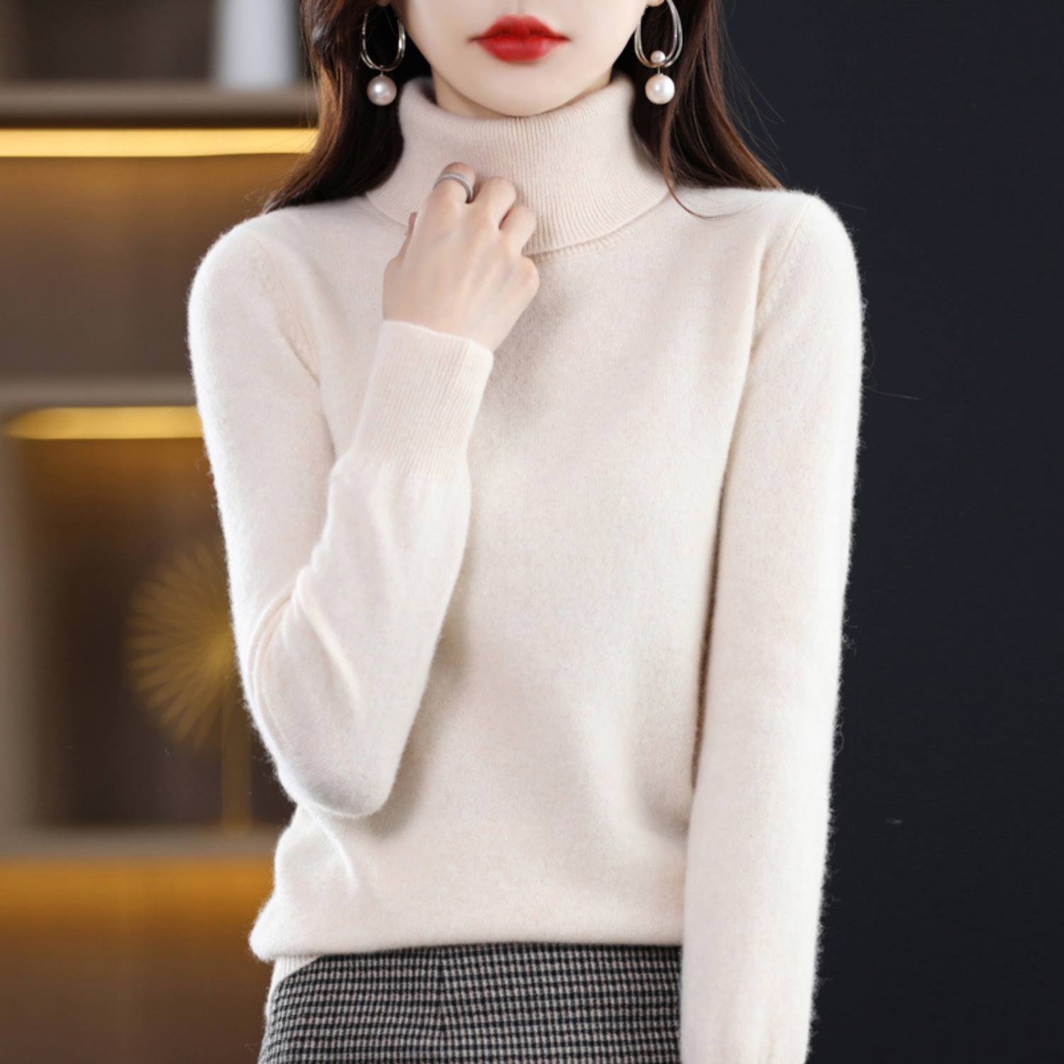 Women’s Turtle-Neck Long-Sleeve Sweater | Minimalist